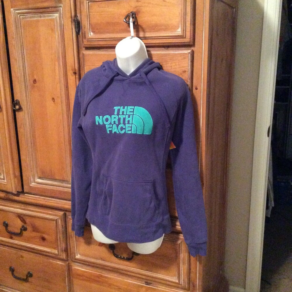 North Face Pullover Sweatshirt Size Small NB